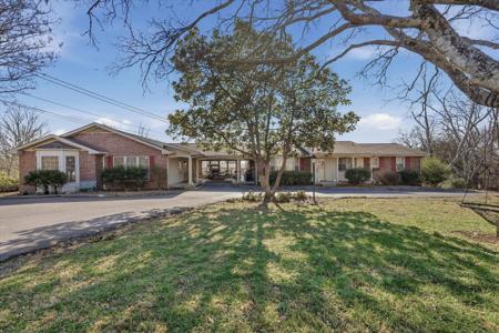 123 Savely Dr