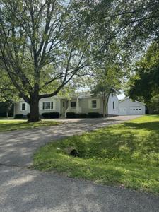 132 Highland Dr