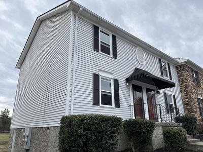 222 Edgewood Dr