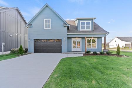 8 Latitude Dr