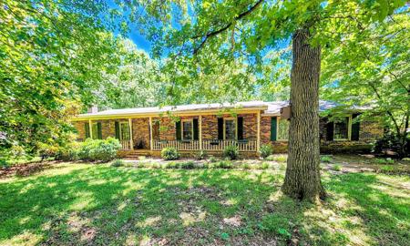 142 Dry Creek Ln