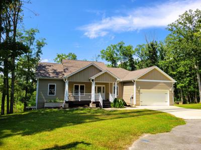 150 Treasure Cove Dr