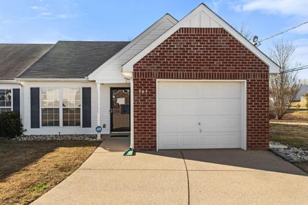 707 Erie Ct