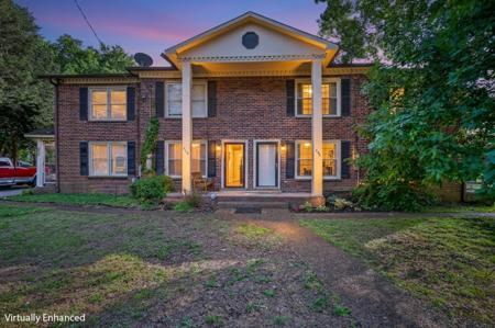 806 Holder Ct