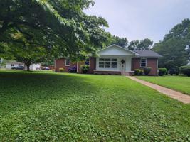 304 Circle Dr