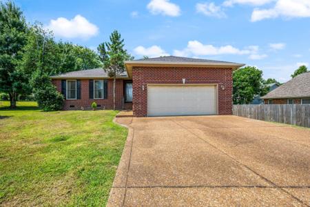 202 Oxford Pl