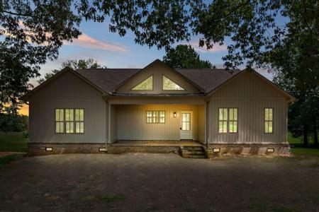 324 Fisherdale Dr