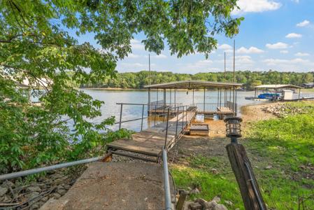 546 Blue Springs Blvd