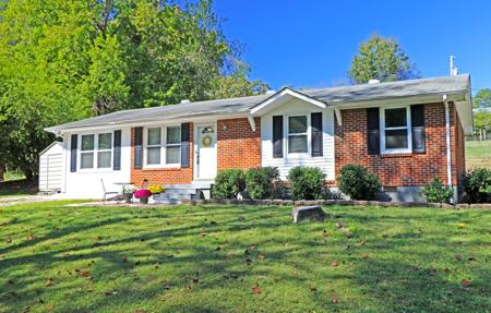 241 Castle Ln