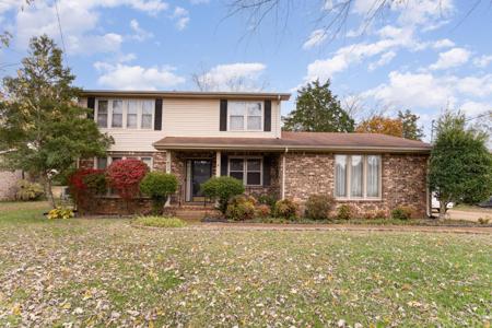 632 Lake Terrace Dr