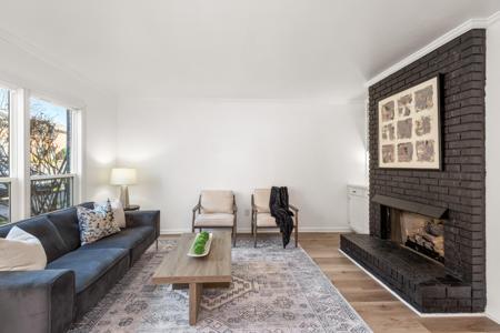 513 Williamsburg Dr