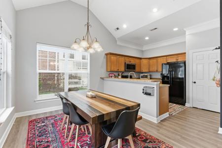 814 Bracken Trl