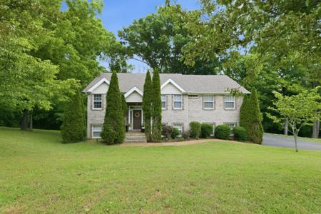 529 Katelyn Dr S