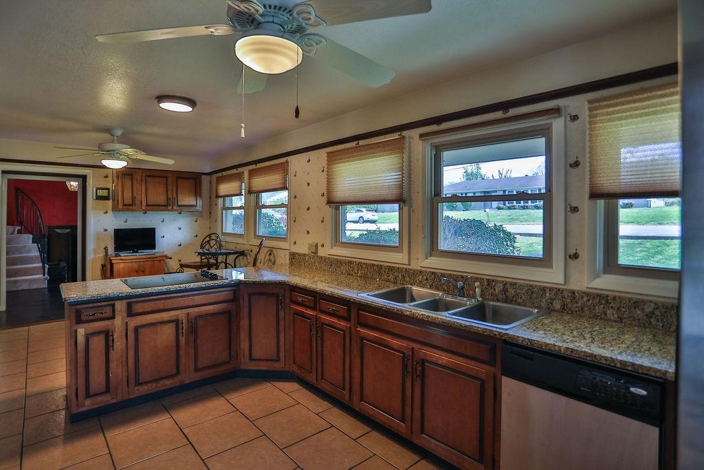 Image 4 Image 4