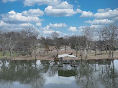 220 Bluegrass Dr