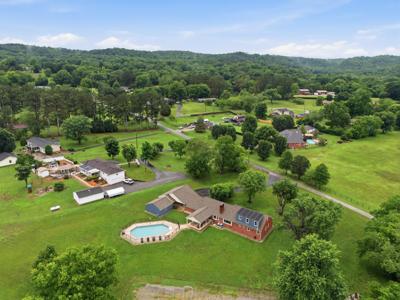 1108 Lakeview Dr
