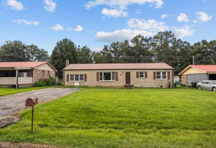 451 Carman Ave