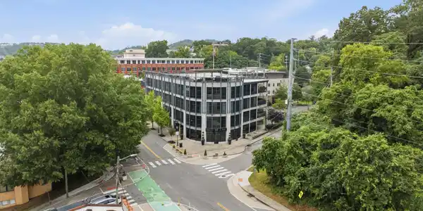 Image 4 Image 4