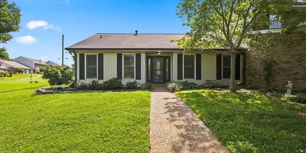 4001 Anderson Rd