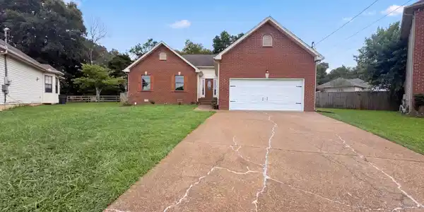 3441 Bridgeton Cv