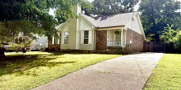 3605 Arcadia Cir