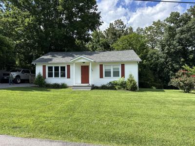 329 Castle Ln