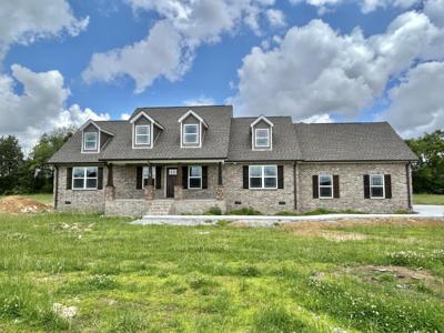 408 Randall Ln