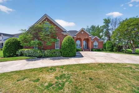318 Hurst Dr