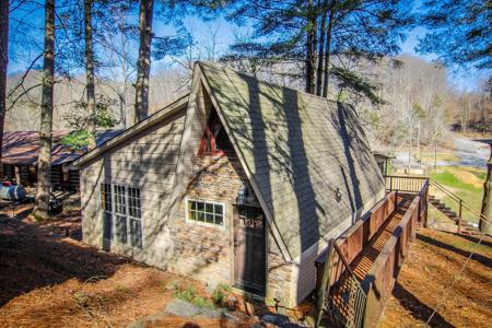 161 Watkins Rd