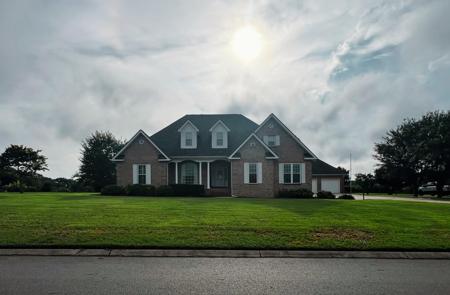 379 Bell Dr W