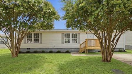 125 Oceanfront Cir N
