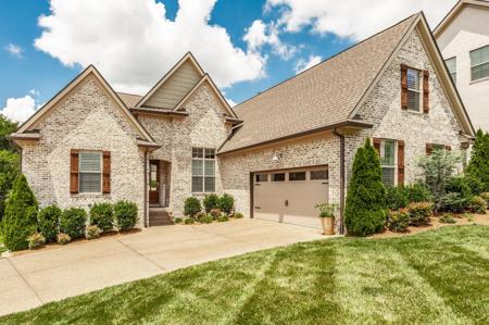 392 Arrow Ct
