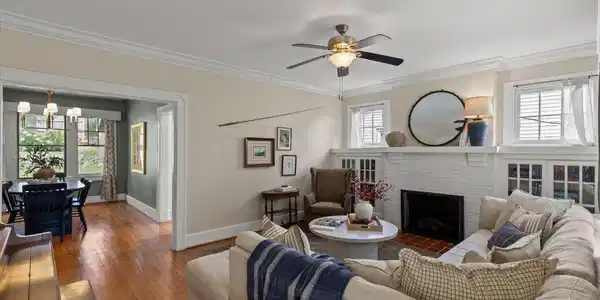 1121 Highland Drive
