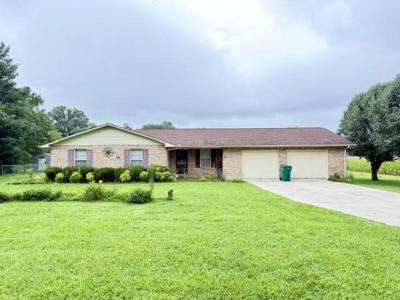 46 Woods Edge Rd