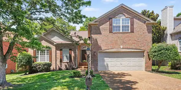 4844 Peninsula Pointe Dr