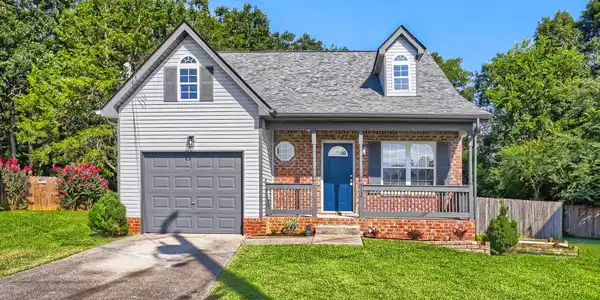 3137 Weatherstone Cv W