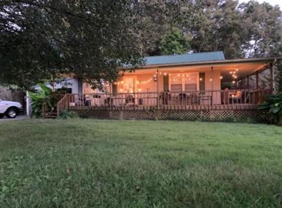 2058 Jefferson Rd