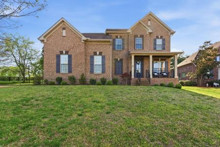 1011 Five Coves Trce