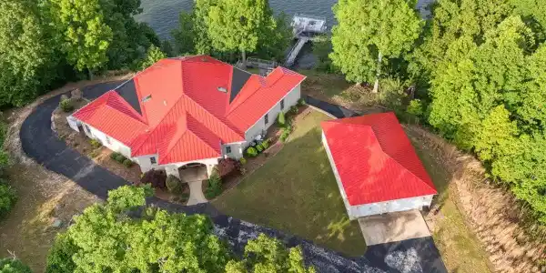 867 River Oaks Dr