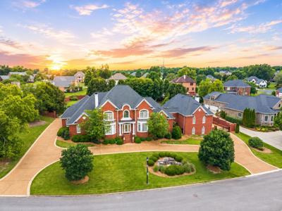 107 Mimosa Dr