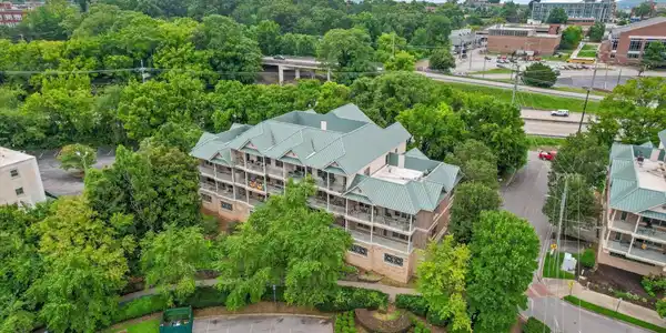 733 Battery Place