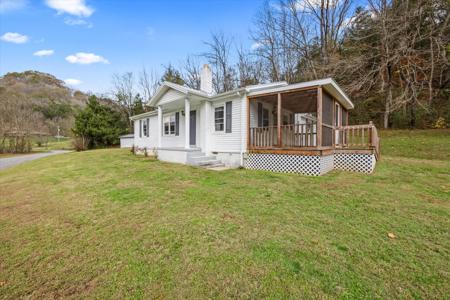 1184 Old SR 85 Hwy