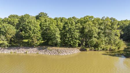 4 Island View Dr