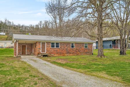 1105 Riverside Dr