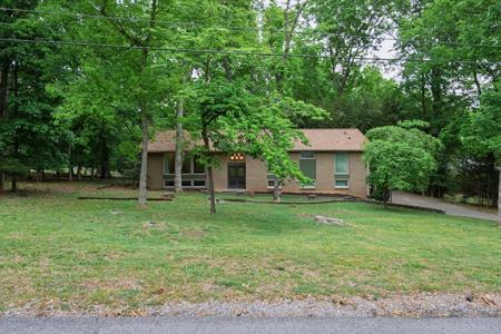 123 Trail East Drive