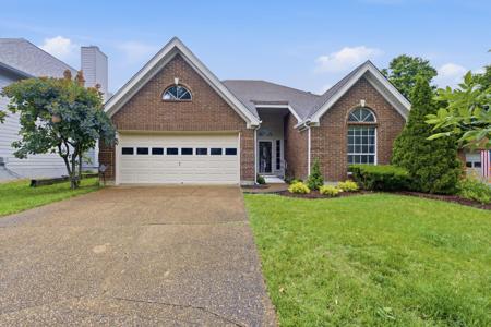 3552 Greenwood Dr