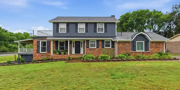 3744 Anderson Rd