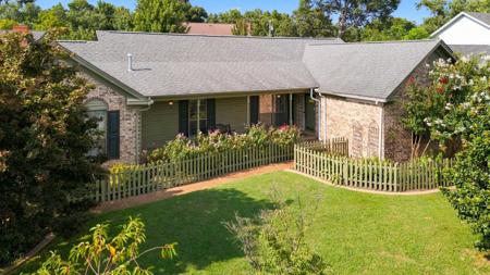 1005 Esturbridge Ct