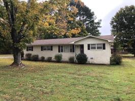 305 Kelly Dr