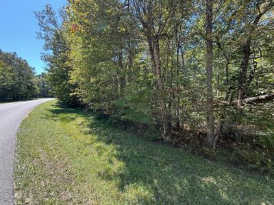 2 Cumberland Lakes Dr